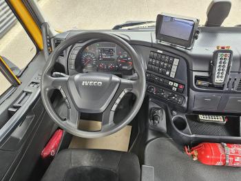Iveco AD320S42 8x2 / WINCH / RETARDER